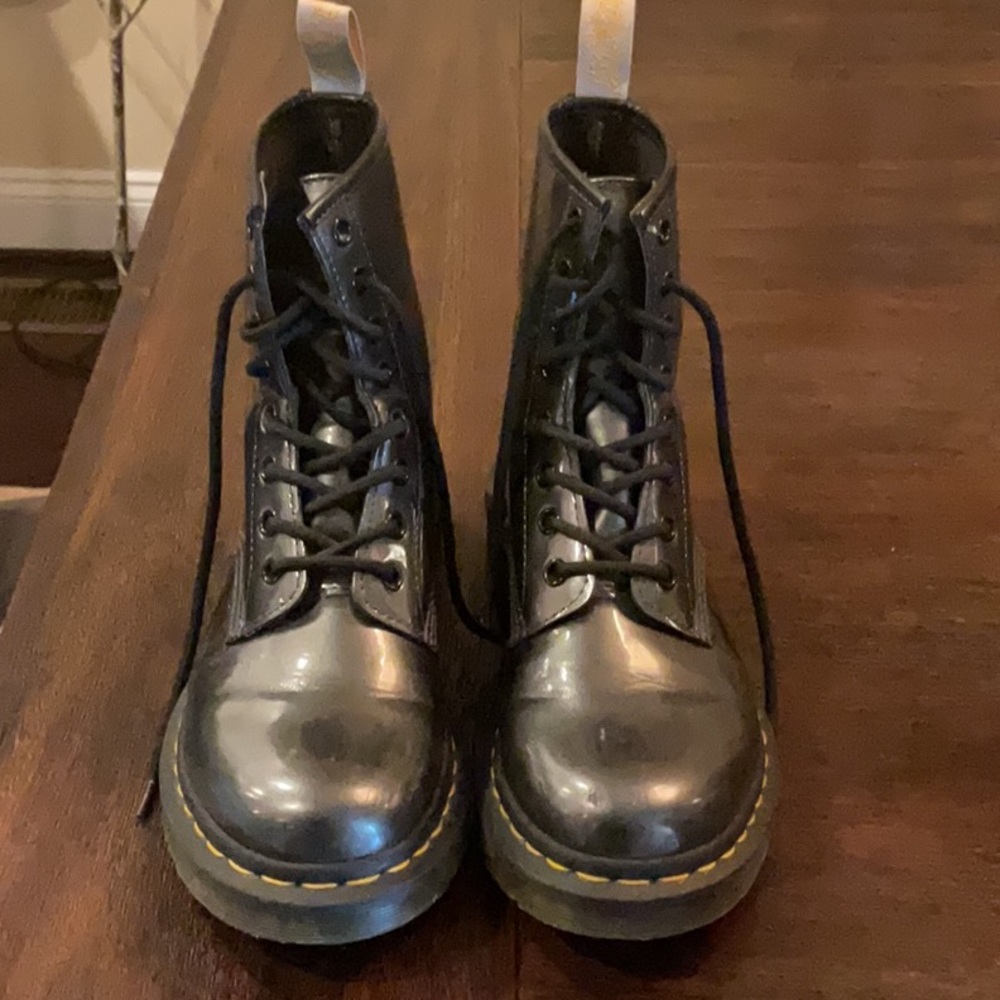 Dr. Martens airwair the original